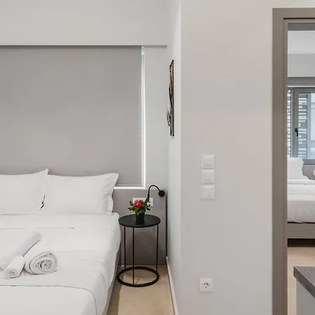 Ela Five Residences Apartment *