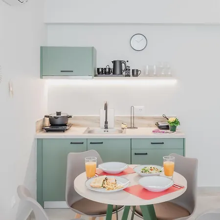 Ela Five Residences Apartment *